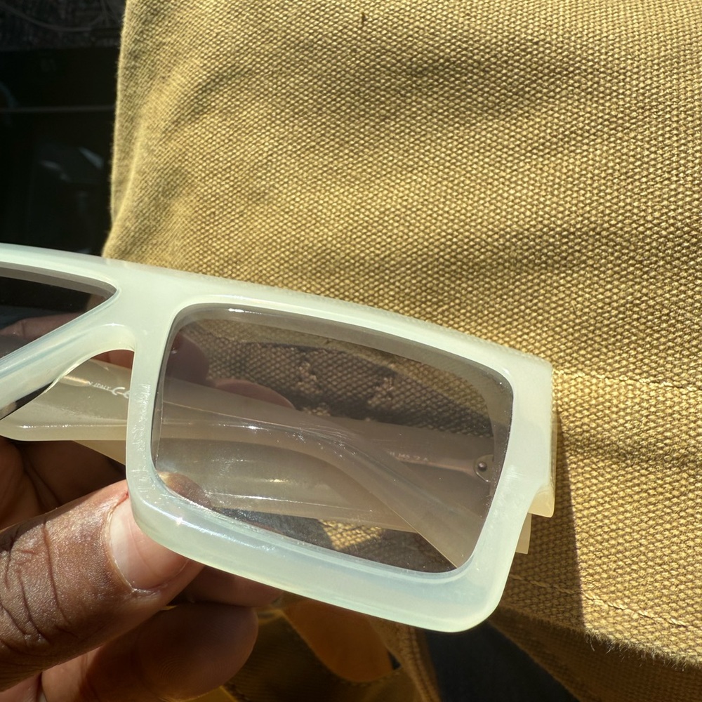 Celine sunglasses - Picture 3 of 5